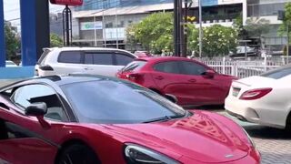 THE RIGHT WAY OUT OF THE SUPERCARS!!