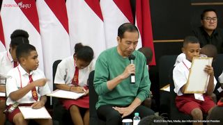 VIRAL!!! ATTENTION PRESIDENT OF INDONESIA JOKOWI IS VERY ATTENTION TO THE CHILDREN OF PAPUA
