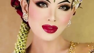 INDONESIAN TRADITIONAL BRIDE