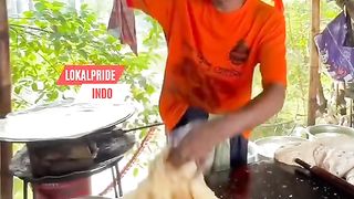 Buat roti di India indah sekali