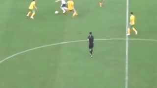 Messi skills 3