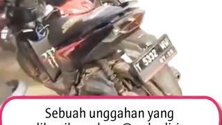 Viral, seorang wanita menghadiri acara pernikahan suaminya
