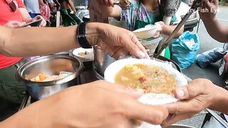 Filipino Street Food _PARES LECHON in CHINATOWN Binondo,Manila.mp4