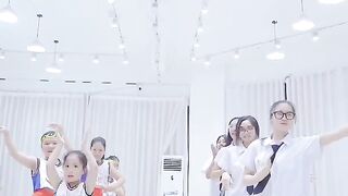 Cuộc chiến Tiktok (P2) - Tổng hợp trend Tiktok 2022 | Vhunter