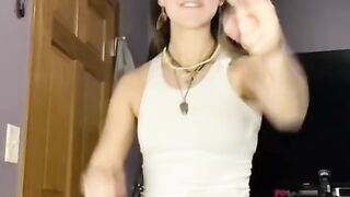 define feminine I'm feminine (woman)- TikTok compilation