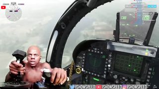 iShowSpeed PC FALLS ON HIM WHILE PLAYING FLIGHT SIMULATOR