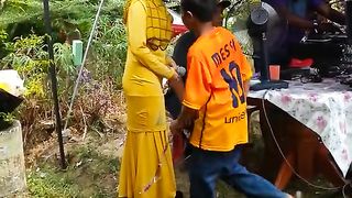 Madah Berhelah saat Kondangan