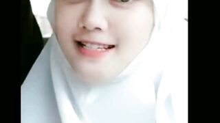 Hijab cantik Indonesia/beautiful Indonesian hijabs 2