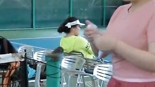 Habis main badminton
