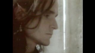 Mecano -une femme avec une femme