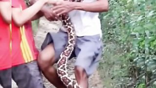 a collection of funny prank videos to make you laugh????