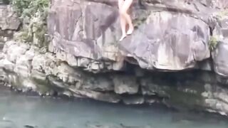 this woman slipped in crocodile pool