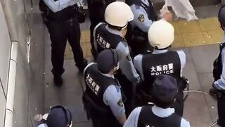 Attitude Japan police