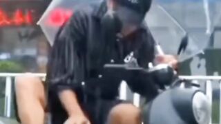 Sandal nya ngajak ribut tuan nya