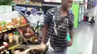 CRAZY MAN IN THE SUPERMARKET 1 #shops #crazy #health #explore #funny #subscribe #follow