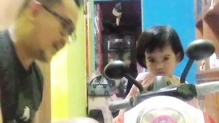 Funny videos baby girl