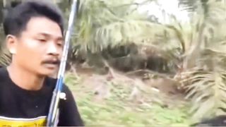 it was too strong for the Konoha people to be hit by coconut leaf slashes