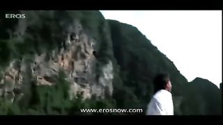 Kaho_na_pyar_hai_-_song_india_populer(360p).