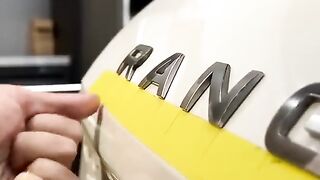 How to replace car badges with ease ????????