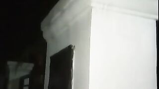 cat eye at night
