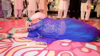 Pucho Zara Pucho Mehak Malik Bollywood Mujra Dance