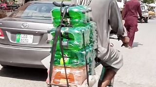 Father's life is difficult....https://youtube.com/@pakistanisairsapatee