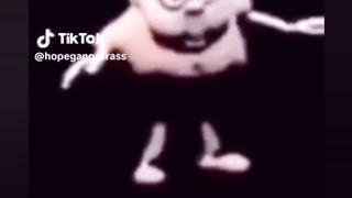 Funny TikToks to watch while you're using the bathroom 2