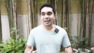 Siblings exchange gift Hash Alawi.mp4