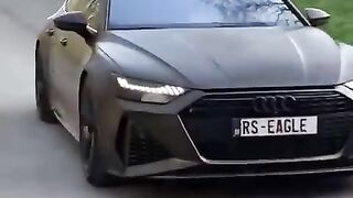Audi r7