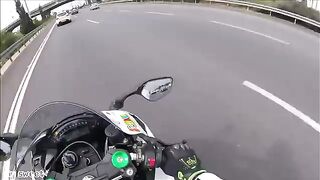 Crazy People VS Bikers Ep. 8 - RoadRage İndir