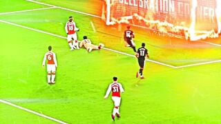 Sanchez = the best.    Follow me for more ❤️