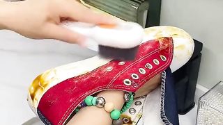 Liquid Cleaning Brush
