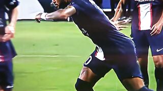 Neyamr psg king.  Follow me for more #football