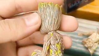 Groot Guardians Of The Galaxy Tree Man Marvel Avengers Mainan Dekorasi Mini Anime Action Figure Duduk Groot Mainan Model Anak 6CM