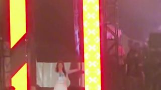 dj una in performance