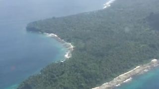 fly while seeing the beauty of the island
