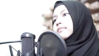 cover song ( Rainbow -  Teple Of The King )by  Najlaa  indonesia