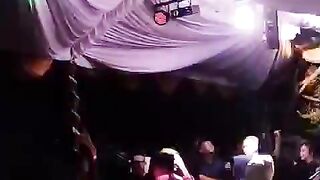 PARTY 2
