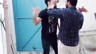 Funny video spot me bhai log 250