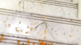 Vidéo explosion bouteille satisfaisante
