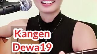Beautiful and energetic girl live on tiktok - Acoustic Guitar Cover