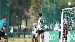 Cristiano ronaldo training