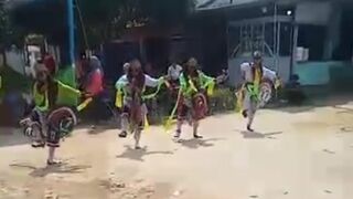 lumping horse dance