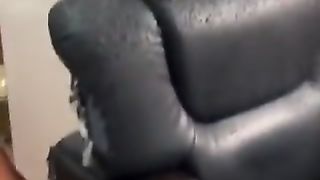Cats that don't have enough claws to claw their way out