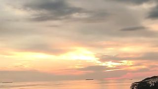 senja memang indah