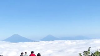 Negeri di atas awan 2