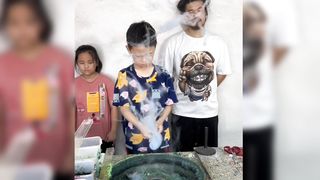 How to make cotton candy!!cute ghost doll