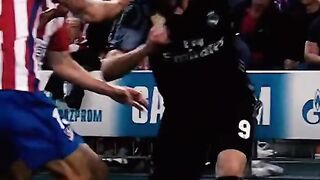 Benzema skils