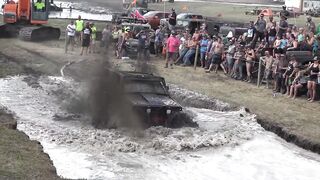 Sherp Vs. Mega Trucks Impossible Bounty Hole!!