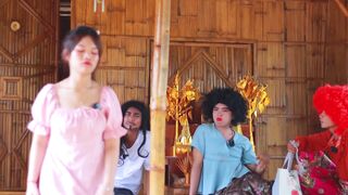 មន្ដស្នេហ៍តាសាម៉ូម ពីនំដូង ឈ្ងុយឆ្ងាញ់ , from Paje Team/ឈុនសិលា
